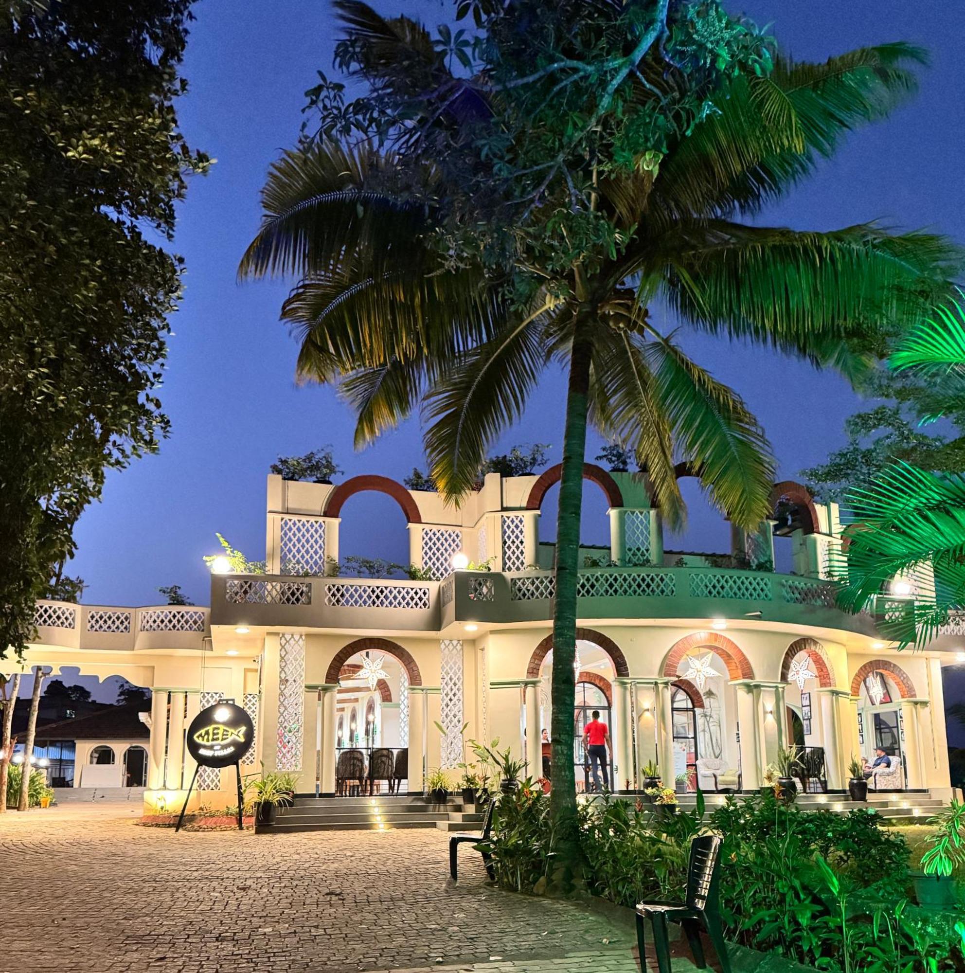 Jaladarshini Lakeside Gardens Bed & Breakfast Kollam Exterior photo